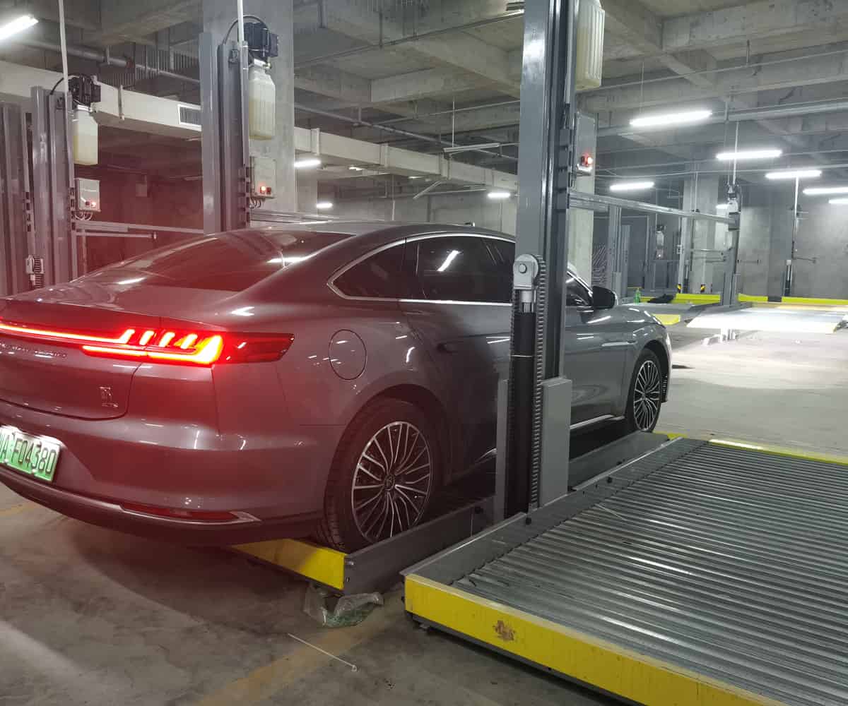 地下室簡易升降式機械車位 地下室簡易升降式機械車位